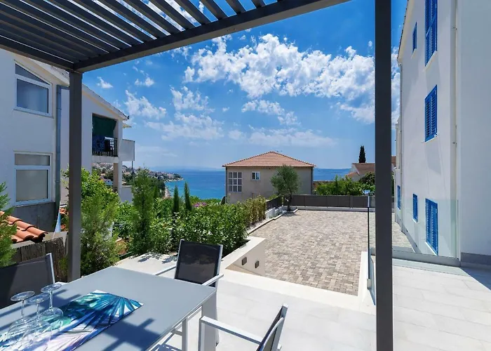 Villa Miholina - With Heated Swimming Pool