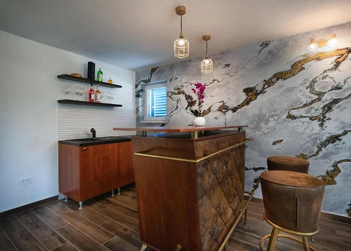 Miholina - With Heated Swimming Pool Villa Trogir