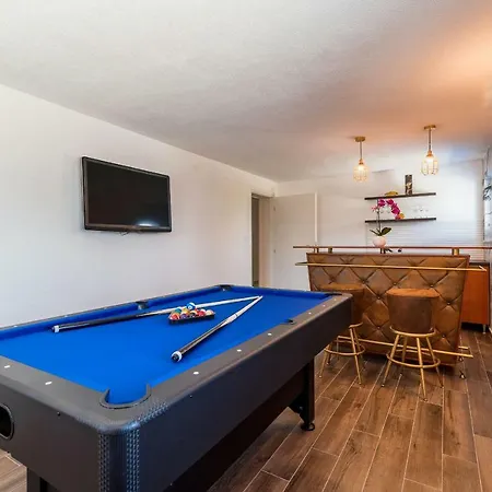 别墅 Miholina - With Heated Swimming Pool *