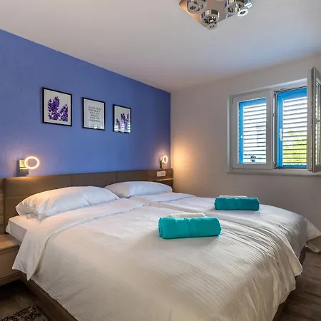 Miholina - With Heated Swimming Pool * 特罗吉尔