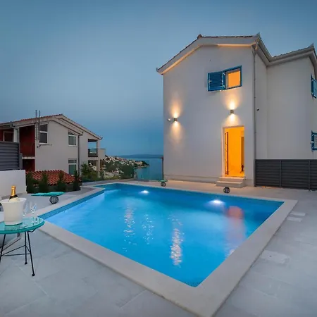 فيلة Miholina - With Heated Swimming Pool