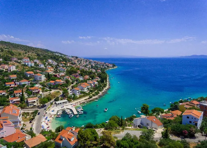 Miholina - With Heated Swimming Pool Villa