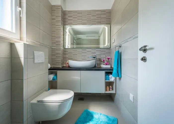 Miholina - With Heated Swimming Pool *